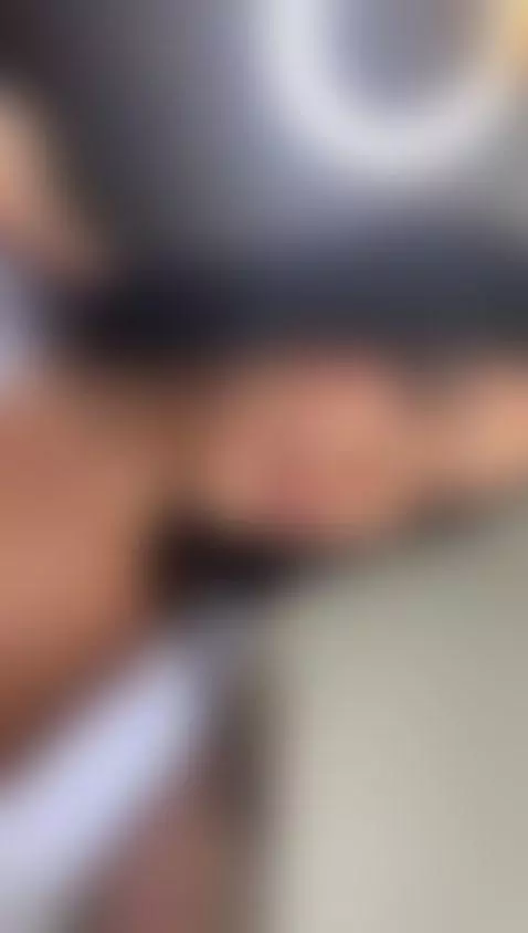 Don't be intimidated by my beauty, join my streams and let's... by sexysistter