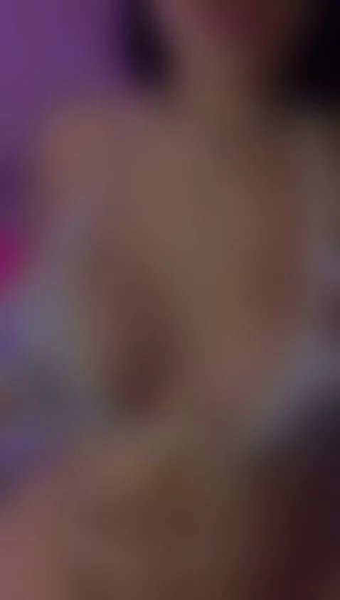 Bouncing my tits for my daddy 🍒 by sexysistter