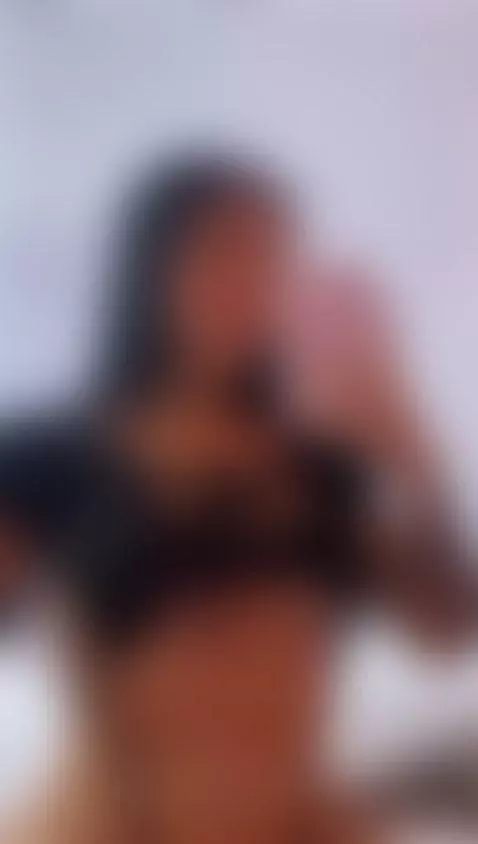 Give me a kiss and then enjoy my body 💋😏🍒 by sexysistter