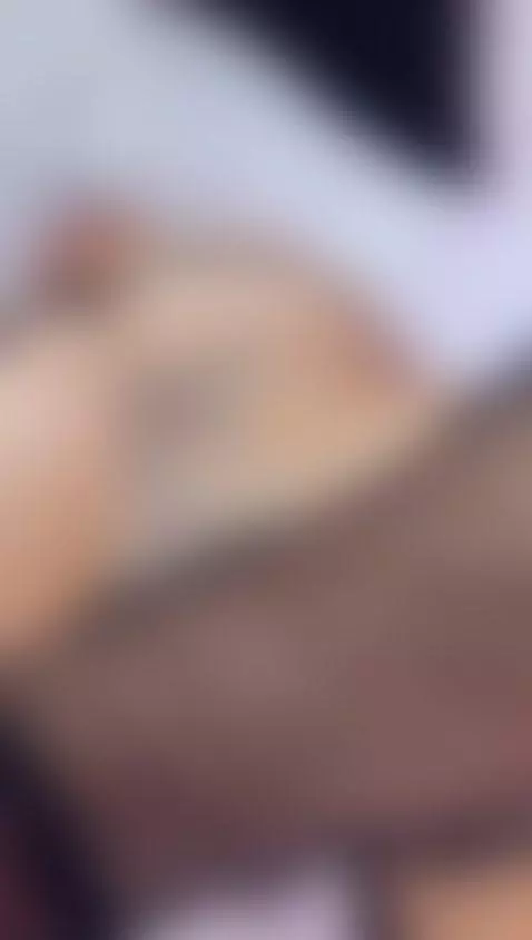 Aren't you cold? Let's raise the temperature...👅 by sexysistter