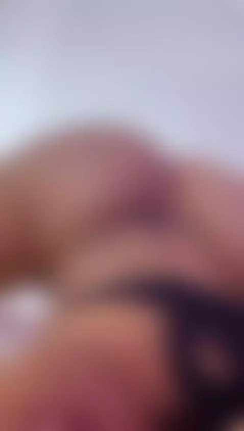 honey, don't act innocent, I know you want to lick my ass 🍑😈... by sexysistter