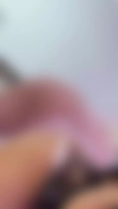 I wanna bounce my ass on your face, daddy 💦🤤 by sexysistter