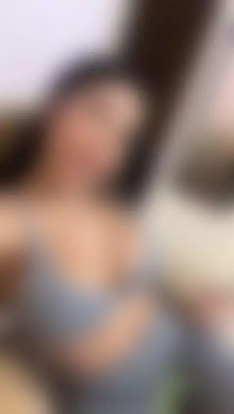 Ready to go to the gym and get sexier for you 🍒🔥😏 by sexysistter