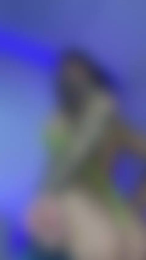 Can you help me?🤫🔥 by liaprada