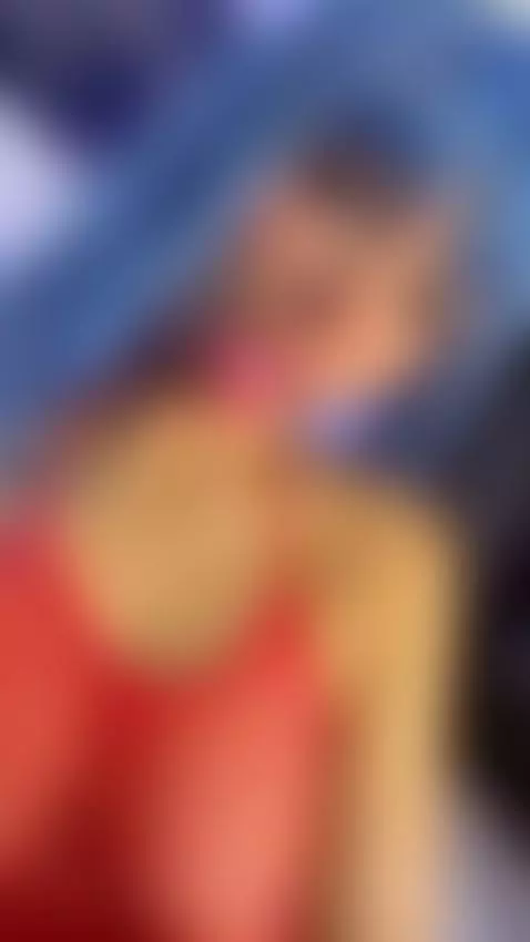 YOUR FAVORITE KINKY GIRL by vaiolett-coleman