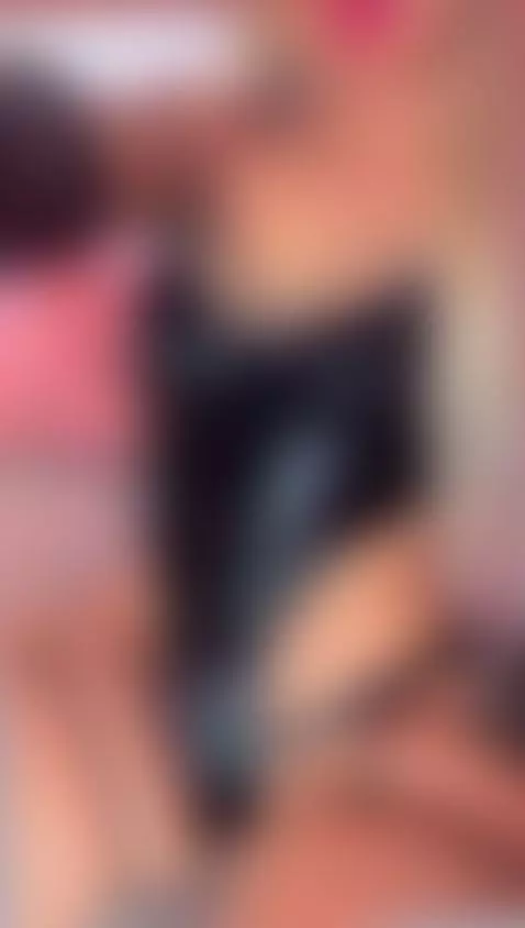 The party is just beginning, come and enjoy the whole night ... by vaiolett-coleman