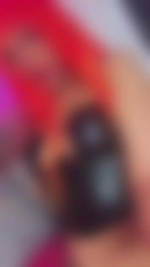 Hoy vibro en modo chica gótica, cargada de energía intensa y... by vaiolett-coleman