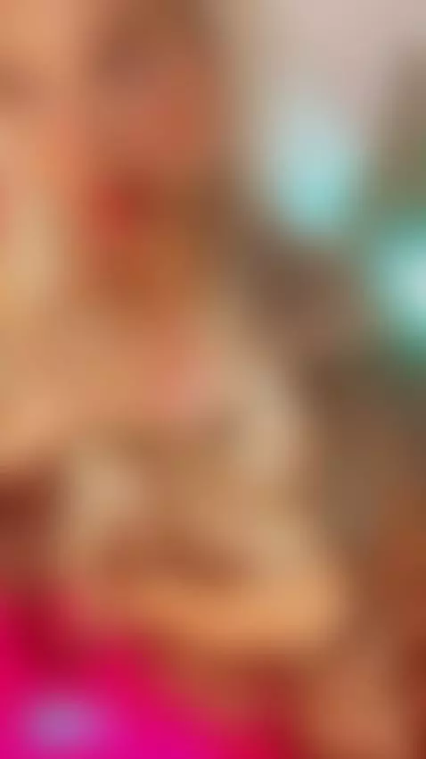 Morning guys. Online now by vaiolett-coleman