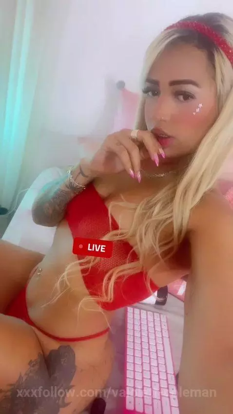 Hello my loves, happy night. I'm online for all of you. I wa... by vaiolett-coleman