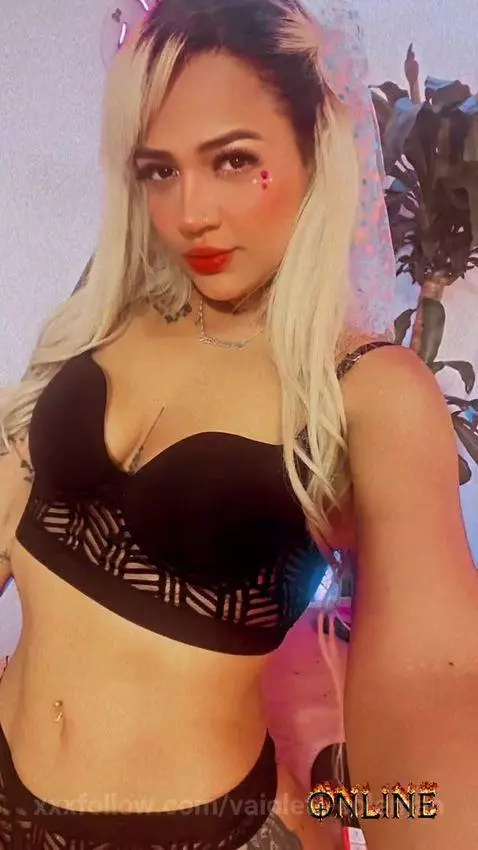 Go Go! I'll wait for you online. Come so you can see how hot... by vaiolett-coleman