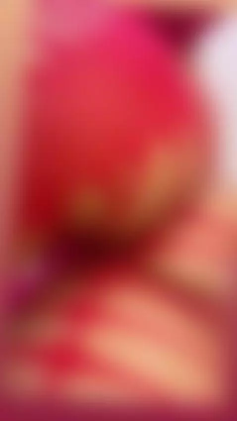 Come and I'll move my big ass for you by vaiolett-coleman