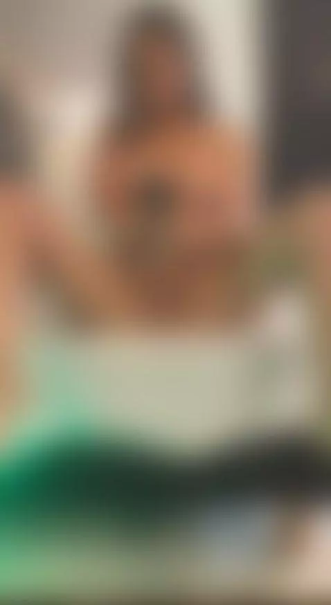 Fully naked by sharonevanss