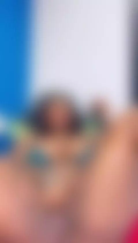 I need your mouth here 👅 by brunna-brownn