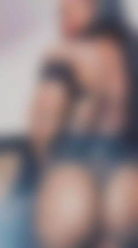 How much deeper you can go? 🍑😏 by brunna-brownn