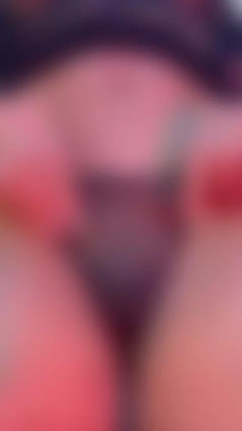 Lick my calmetoe ! https://www.camsoda.com/christiekroes by christiekroes