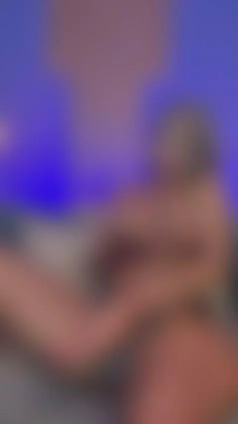 Do you like pegging? by christiekroes