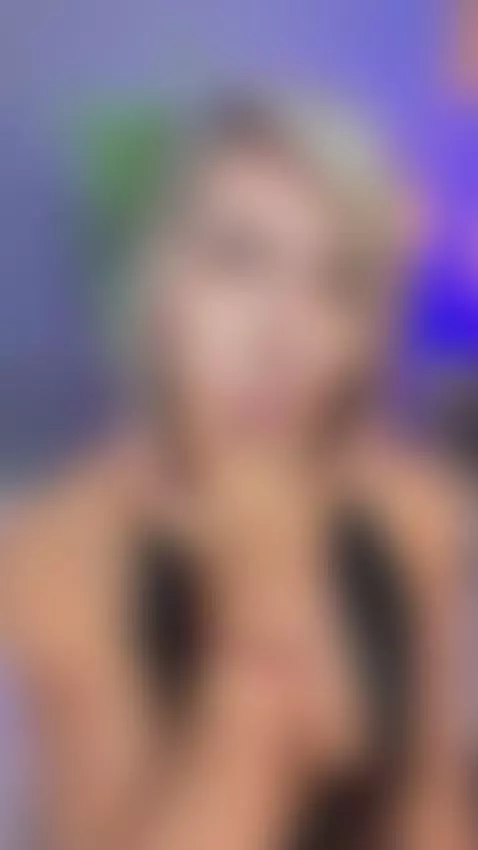 i feel horny 🔥and wants to misbehave, come play dirty with m... by christiekroes
