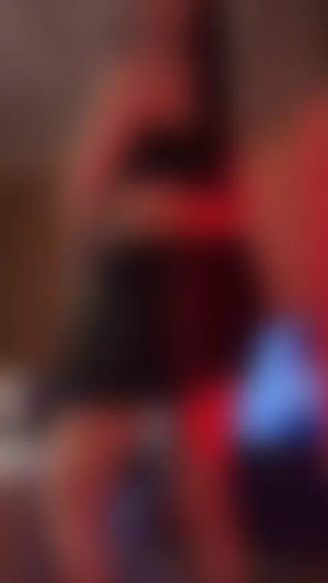 ass shaker anyone? by almacristina