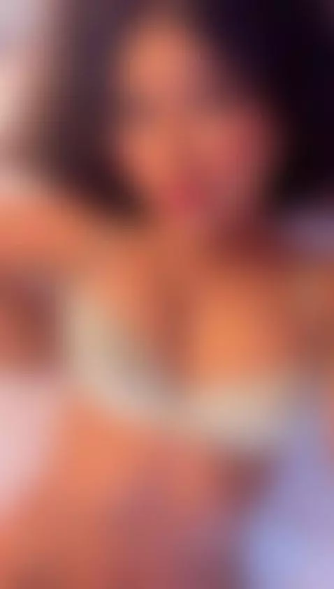 Hello my loves, how are you today? by isabella-bunny