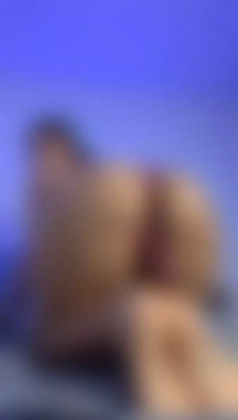 Cute Leah is ready in doggy for you by leahmarsh