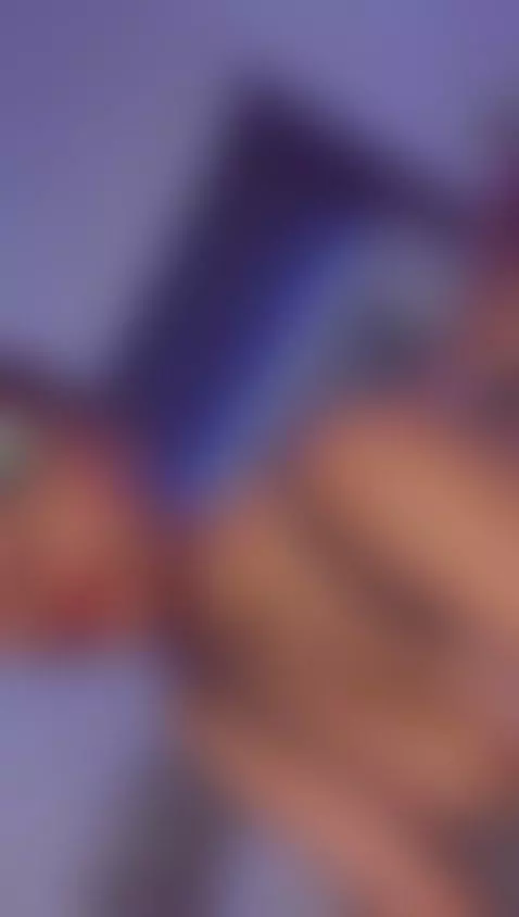 What's on your mind when you look at me... 😙😈 by leahmarsh