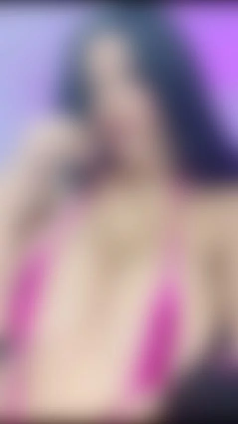 GIRL PINK WITK BIG TITS by wandaxs69