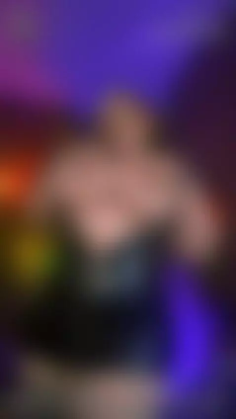 bbw, hornygirl, latex by yoki-shizuko