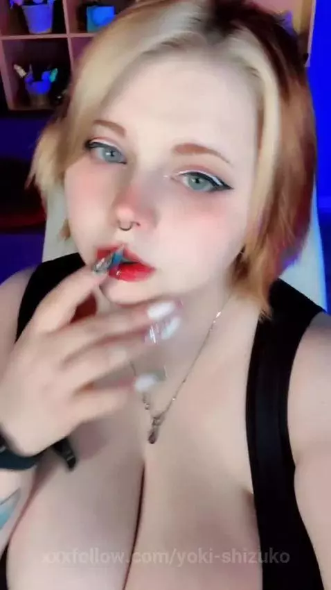 shorthair, bbw, redhead by yoki-shizuko