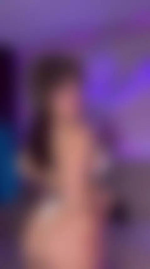 A delicious suck of tatas and some good spankings😏😏🥵 by liz-martins