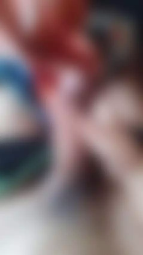 un dia normal
en un momento cualquiera by incrediblegardensketch811