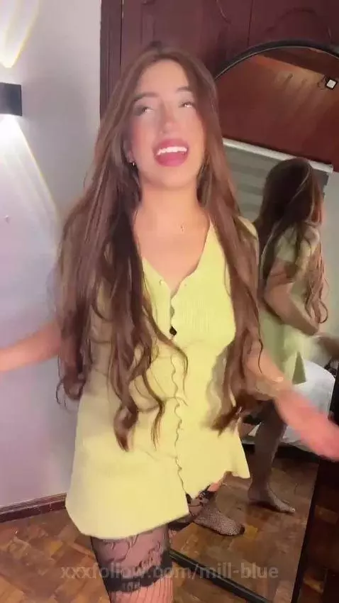 Do you like how she  dance by mill-blue