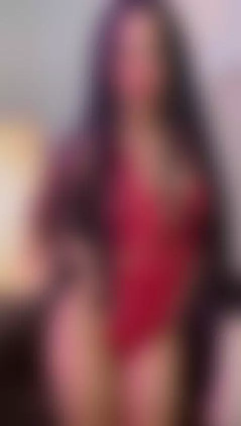 My body is a work of art so that you come to admire it  ❤️ by zlatna