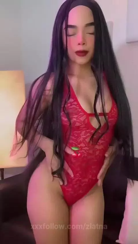 My body is a work of art so that you come to admire it  ❤️ by zlatna