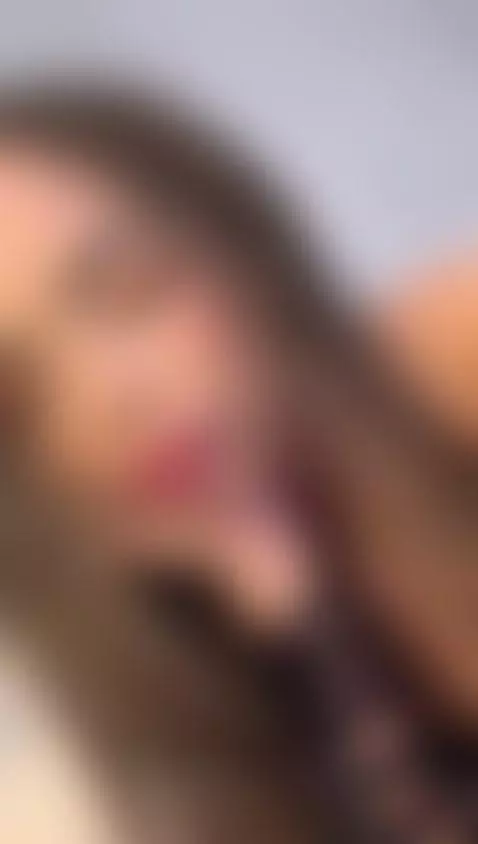 Feel my lips on your perfect body by zlatna