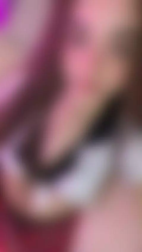 ur favorite school girl by zlatna