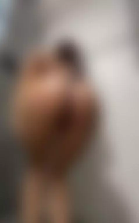 te bañas conmigo ?? by michell-lee