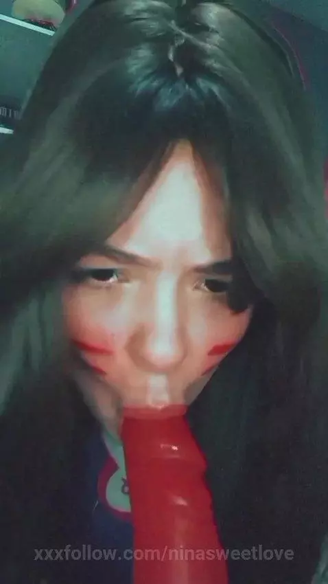 cosplay dva  💕🫦 by ninasweetlove