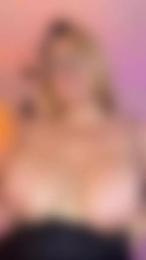 My tits ask for your attention by hollie-jolie