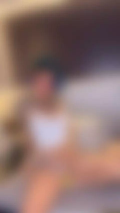 So? let's play?
https://www.camsoda.com/annieswan by annieswan