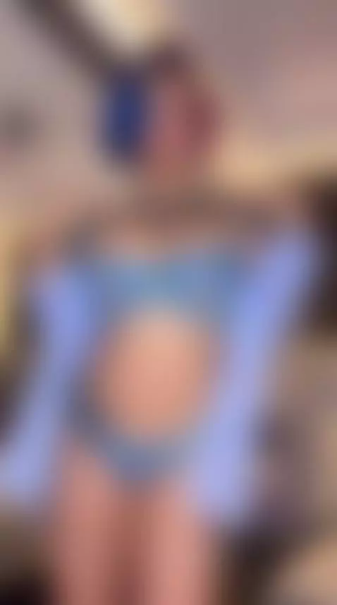 https://www.camsoda.com/annieswan by annieswan