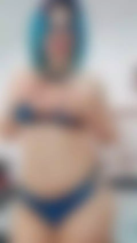 This body loves attention… come give it 😘 by annieswan