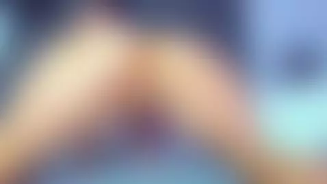 Naked Twerk! by annieswan