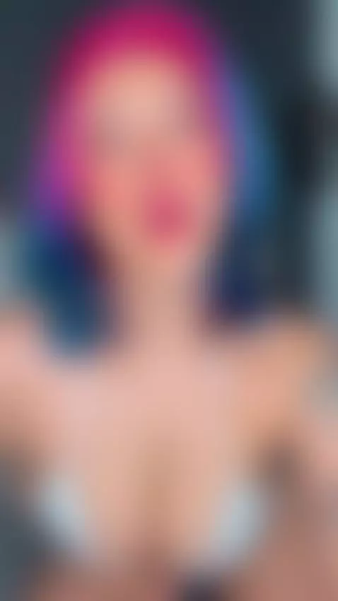 I want u here!! by annieswan