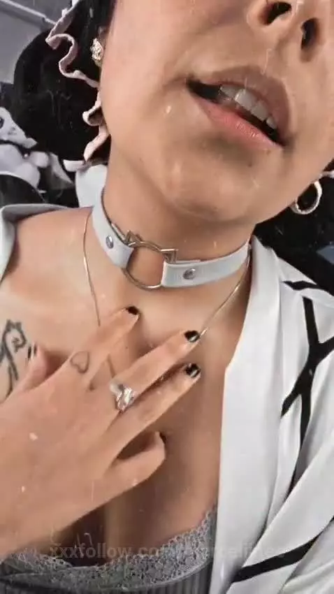 You want to see it with your own eyes  (ღ˘⌣˘ღ) by marceliinee