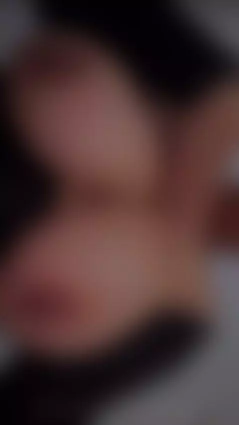 Come Spanks in my tits by leoniewinters