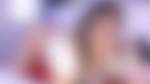 im online now guys😍 by leoniewinters