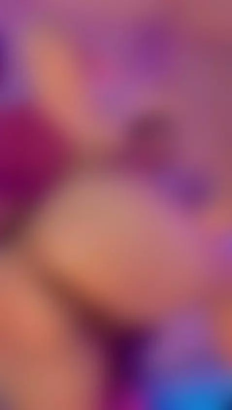 I want you to fuck my tight ass🍑 by leoniewinters