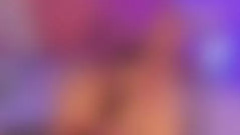 I want to put my ass in your face🍑🥵 by leoniewinters