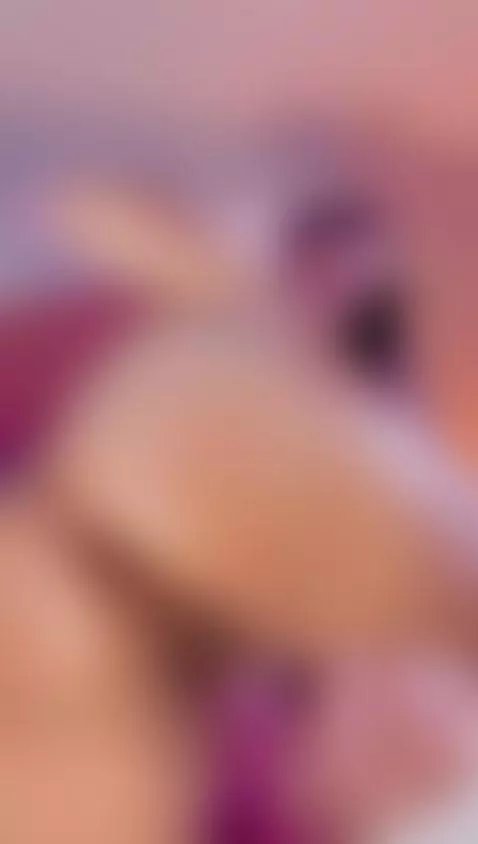 I want you to fuck my ass very hard🍑🔥 by leoniewinters