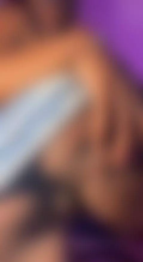 I have a fat and delicious pussy by miamidnight